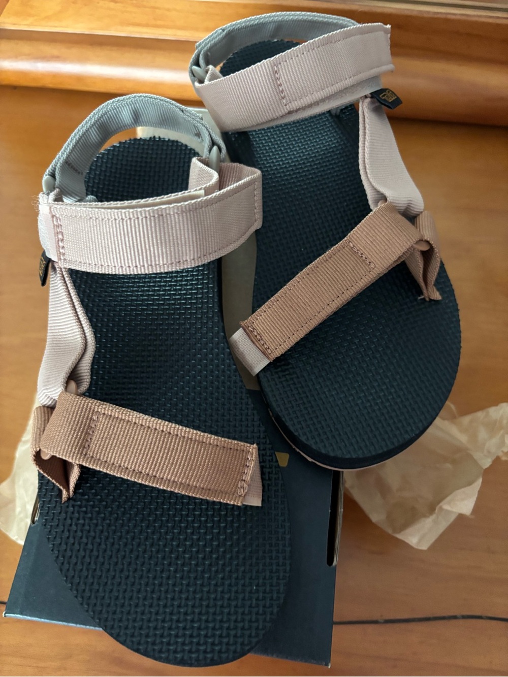 Teva Women’s Original Universal Style #1003987 / MSRM Size: 7 NWT - Picture 3 of 5
